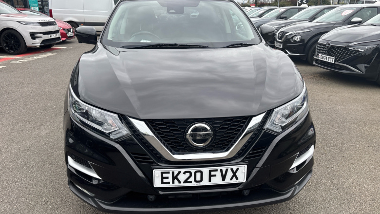 Nissan Qashqai 1.3 DiG-T N-Connecta 5dr Petrol Hatchback